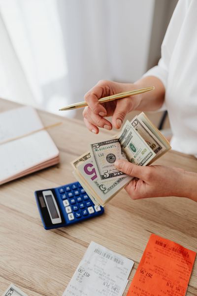 Pago de servicios y cuotas del condominio registrado en Resident5